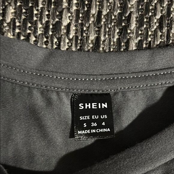 SHEIN Pink and Gray Short Sleeve Tee with Bow Design - Picture 3 of 4